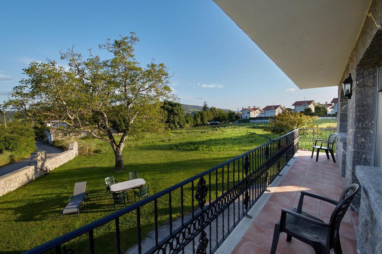 Alojamiento Extrahotelero Casa Ernestina Castillo  Bagian luar foto