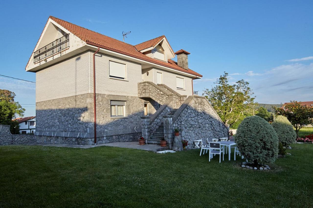 Alojamiento Extrahotelero Casa Ernestina Castillo  Bagian luar foto