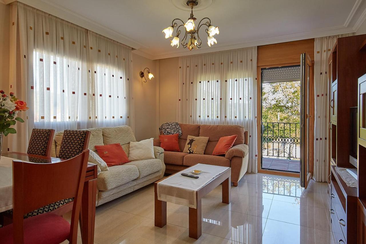 Alojamiento Extrahotelero Casa Ernestina Castillo  Bagian luar foto