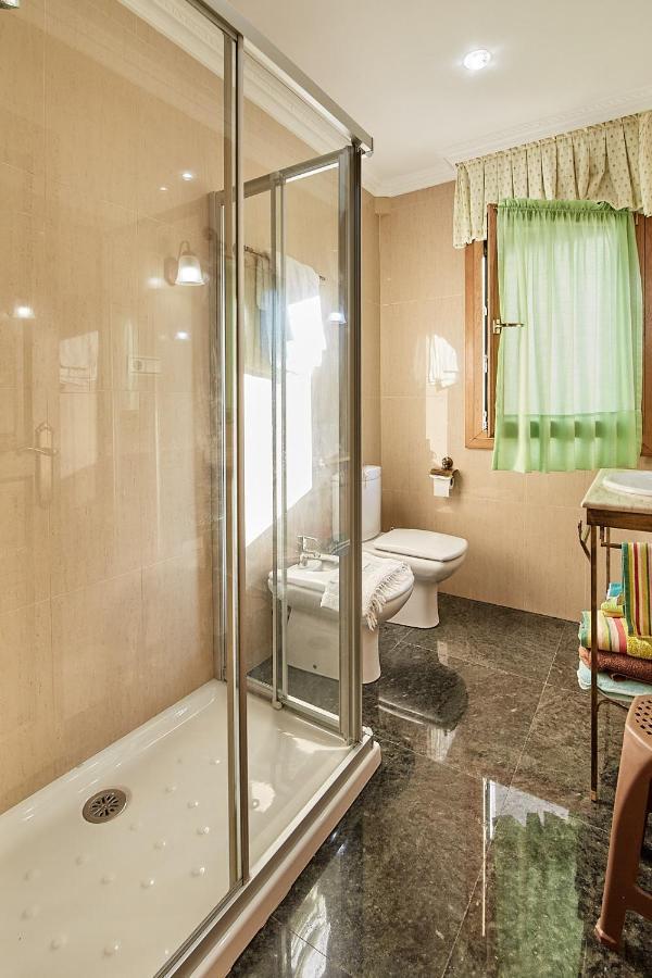 Alojamiento Extrahotelero Casa Ernestina Castillo  Bagian luar foto