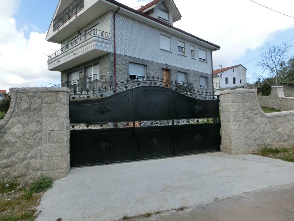 Alojamiento Extrahotelero Casa Ernestina Castillo  Bagian luar foto